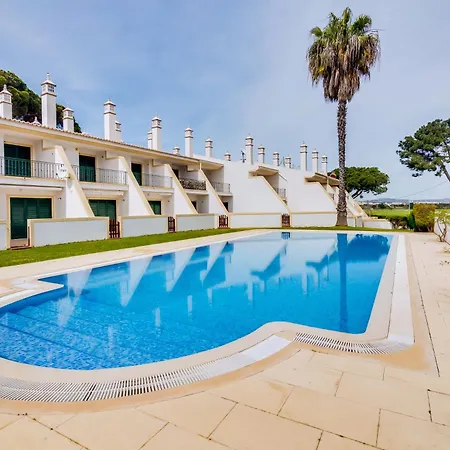 Villa Falésia Nature By The Portuguese Butler Albufeira