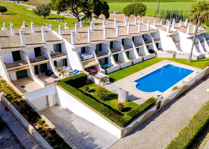 Falesia Nature By The Portuguese Butler アルブフェイラ